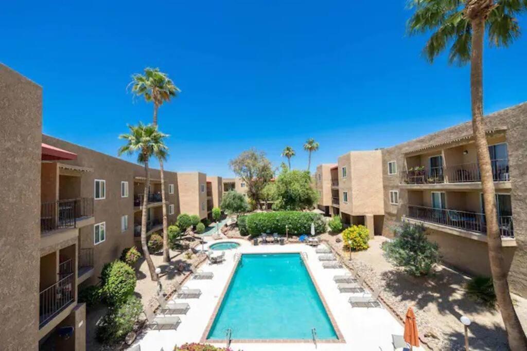 Pool King Lake Suite-Walk To Dt & Lake! Lake Havasu City Dış mekan fotoğraf