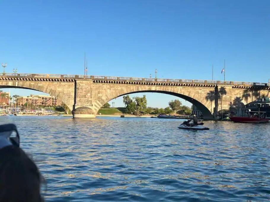 Pool King Lake Suite-Walk To Dt & Lake! Lake Havasu City Dış mekan fotoğraf