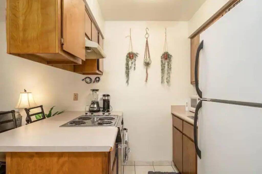 Pool King Lake Suite-Walk To Dt & Lake! Lake Havasu City Dış mekan fotoğraf